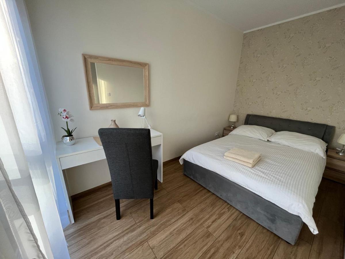 Apartment Kielce- Zacisze -komfort Przy Baseny Tropikalne, Faktura, Parking, Centrum *