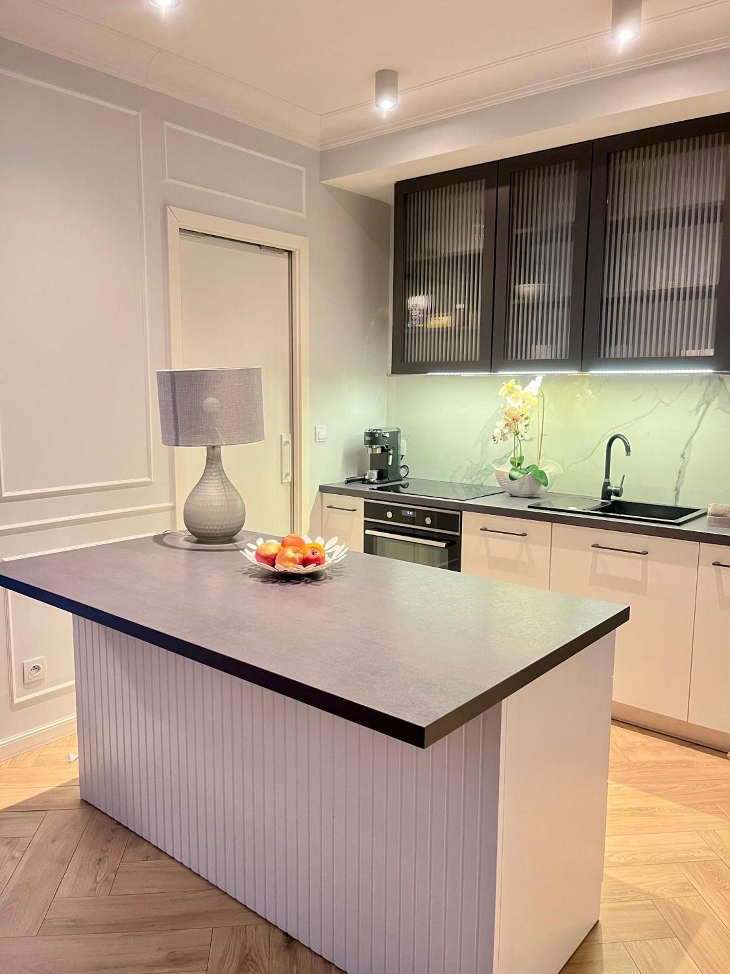 Apartment Kielce- Zacisze -komfort Przy Baseny Tropikalne, Faktura, Parking, Centrum Kielce