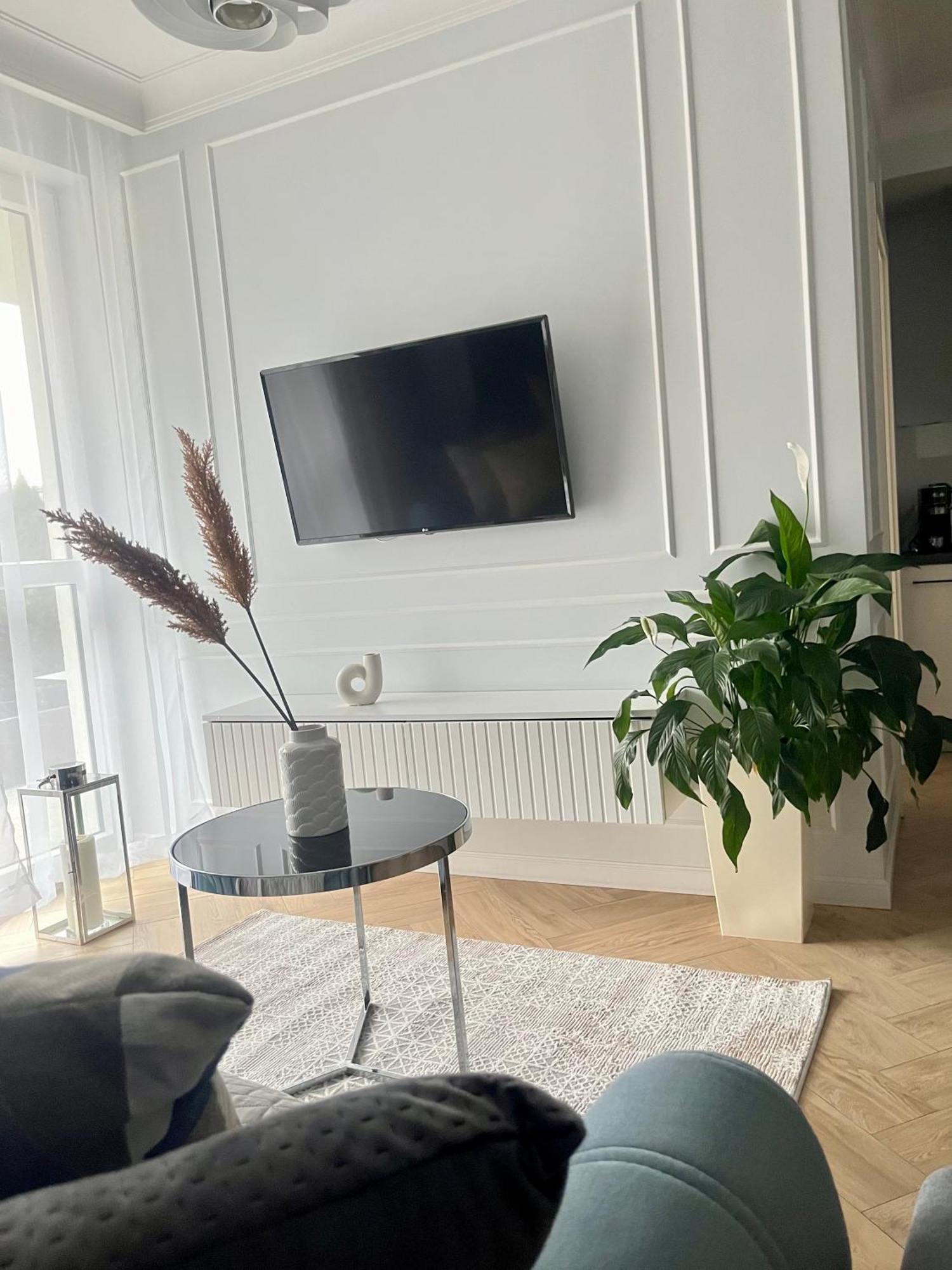 Kielce- Zacisze -komfort Przy Baseny Tropikalne, Faktura, Parking, Centrum Apartment *