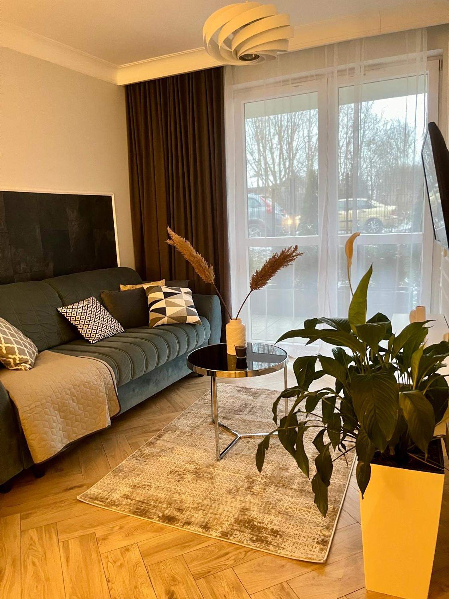 Apartment Kielce- Zacisze -komfort Przy Baseny Tropikalne, Faktura, Parking, Centrum