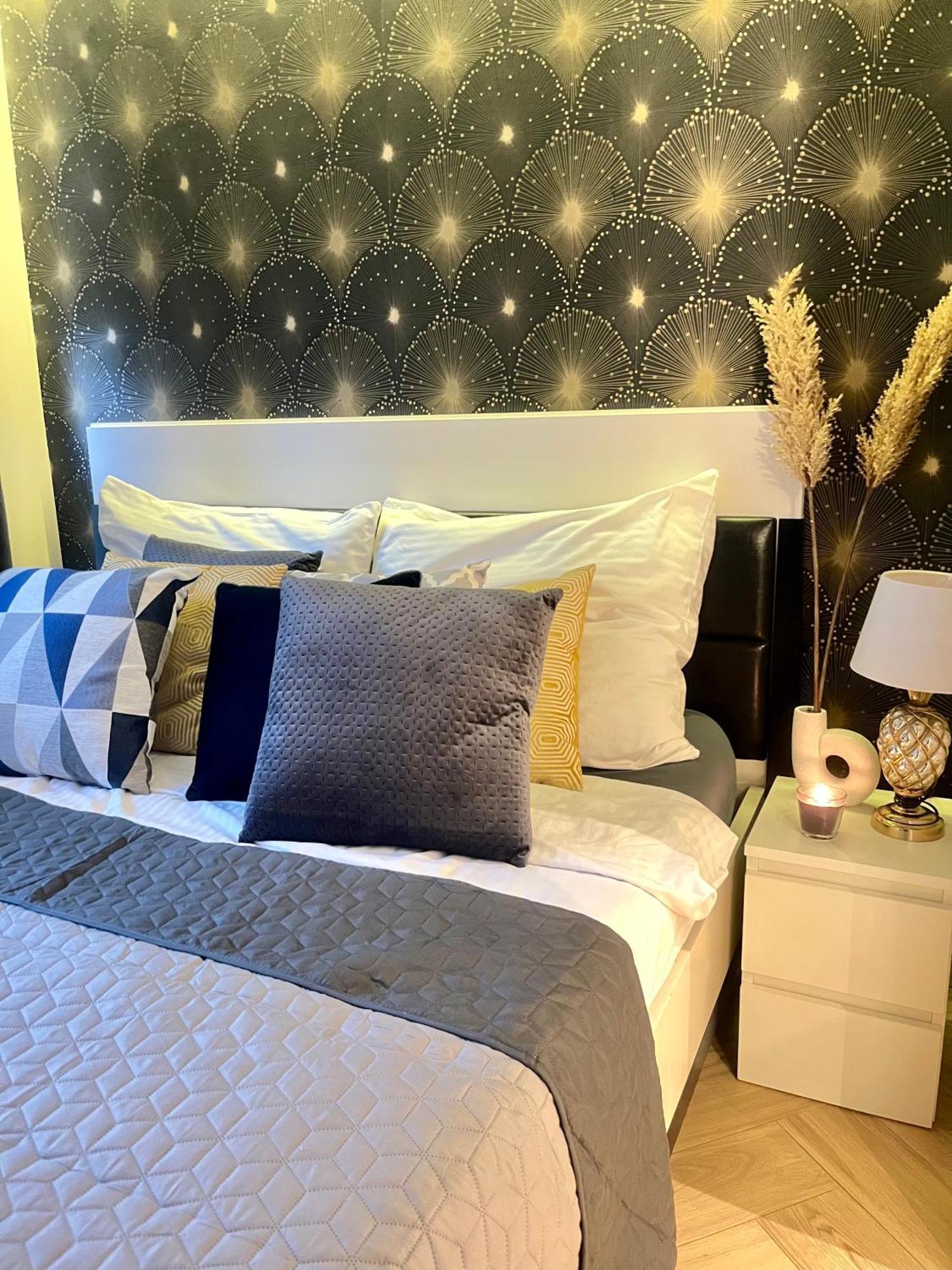 Apartment Kielce- Zacisze -komfort Przy Baseny Tropikalne, Faktura, Parking, Centrum *