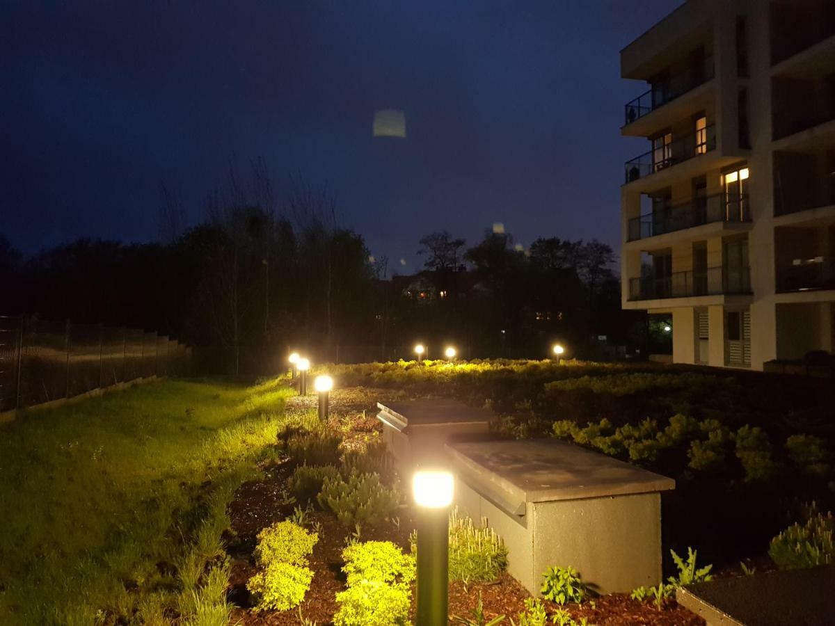 Kielce- Zacisze -komfort Przy Baseny Tropikalne, Faktura, Parking, Centrum * Kielce